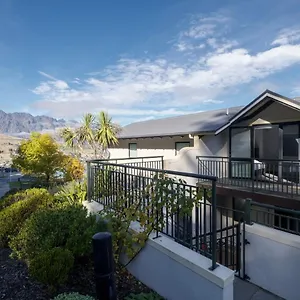 Holiday home The Eagles Nest *