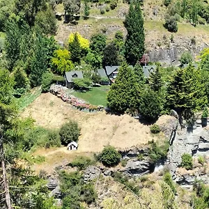 特雷莱恩普拉斯住宿加早餐旅馆 Arthurs Point