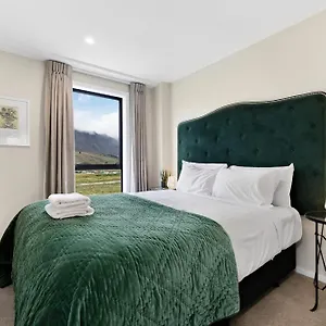 O'mera Luxury Retreat Queenstown