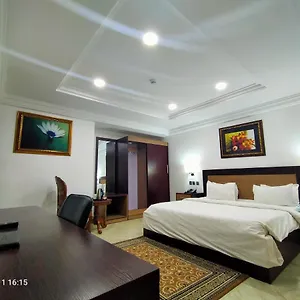 Hotel Immaculate Platinum