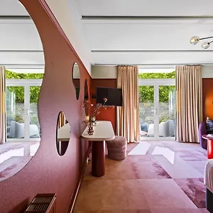 Hotel The Private By Naumi