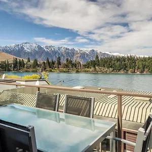 The 9 - Front Views And Walk To Town Apartment Queenstown