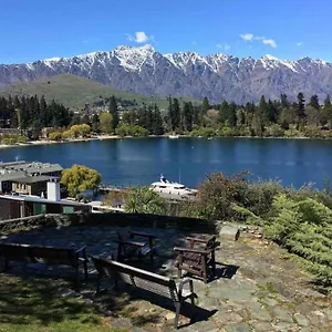 Deco Backpackers * Queenstown