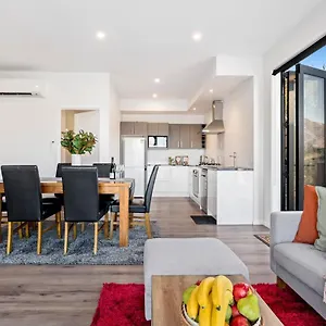 Σπίτι διακοπών A Luckie Charm - 3-bedroom Townhouse With Spectacular View