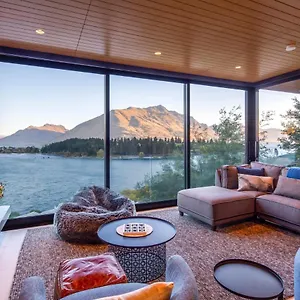 Lakehouse 1 View Gas Fire Walk To Town