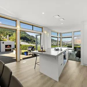 Whakata On Whitbourn - Luxury Retreat With * Queenstown