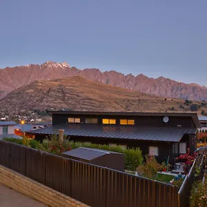 Saint's * Queenstown