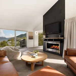 Holiday home Hillside Haven *