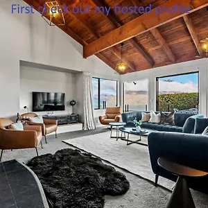 Windsor - Alpine Luxury For Large Groups شقة كوينستاون