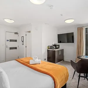 The Beacon - Spacious 107 شقة *