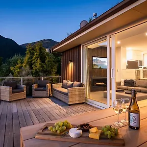 Habeke- Views- Gas Fire- Ac- Bbq Queenstown