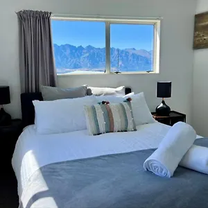 Fernhill Hideaway * Queenstown