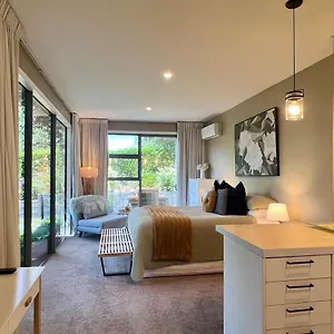 아파트 5-star Boutique Retreat