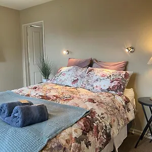 Guest house Sunbeam Hideaway Kelvin Heights *