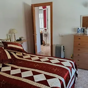 Offers Contemporary Living !! Homestay *