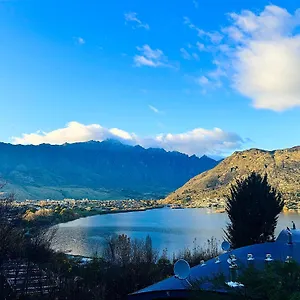 Cosy With Breathtaking Views Apartamento *