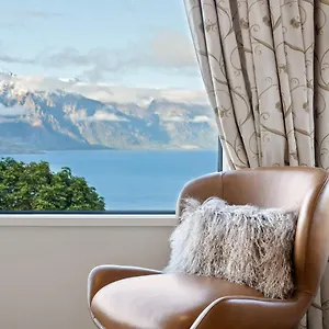 Elevated Elegance In Fernhill * Κουίνσταουν
