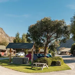 10 4* Queenstown