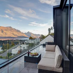 92 Hensman Road Queenstown