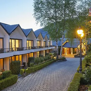Nugget Point Hotel Queenstown