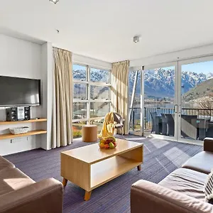 Marina Quarters 406b