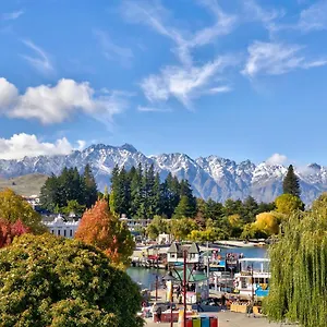 Aparthotel Heart Of Queenstown 3*