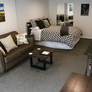 Studio@746 * Queenstown
