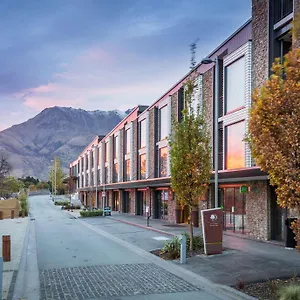 Doubletree By Hilton Queenstown Hotel