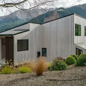 Southern Lakes - Holiday home