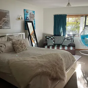 Breakfast At Tiffanys Bed & Breakfast