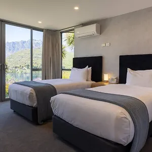 Holiday home Luxury Lakeside With Remarkable View *